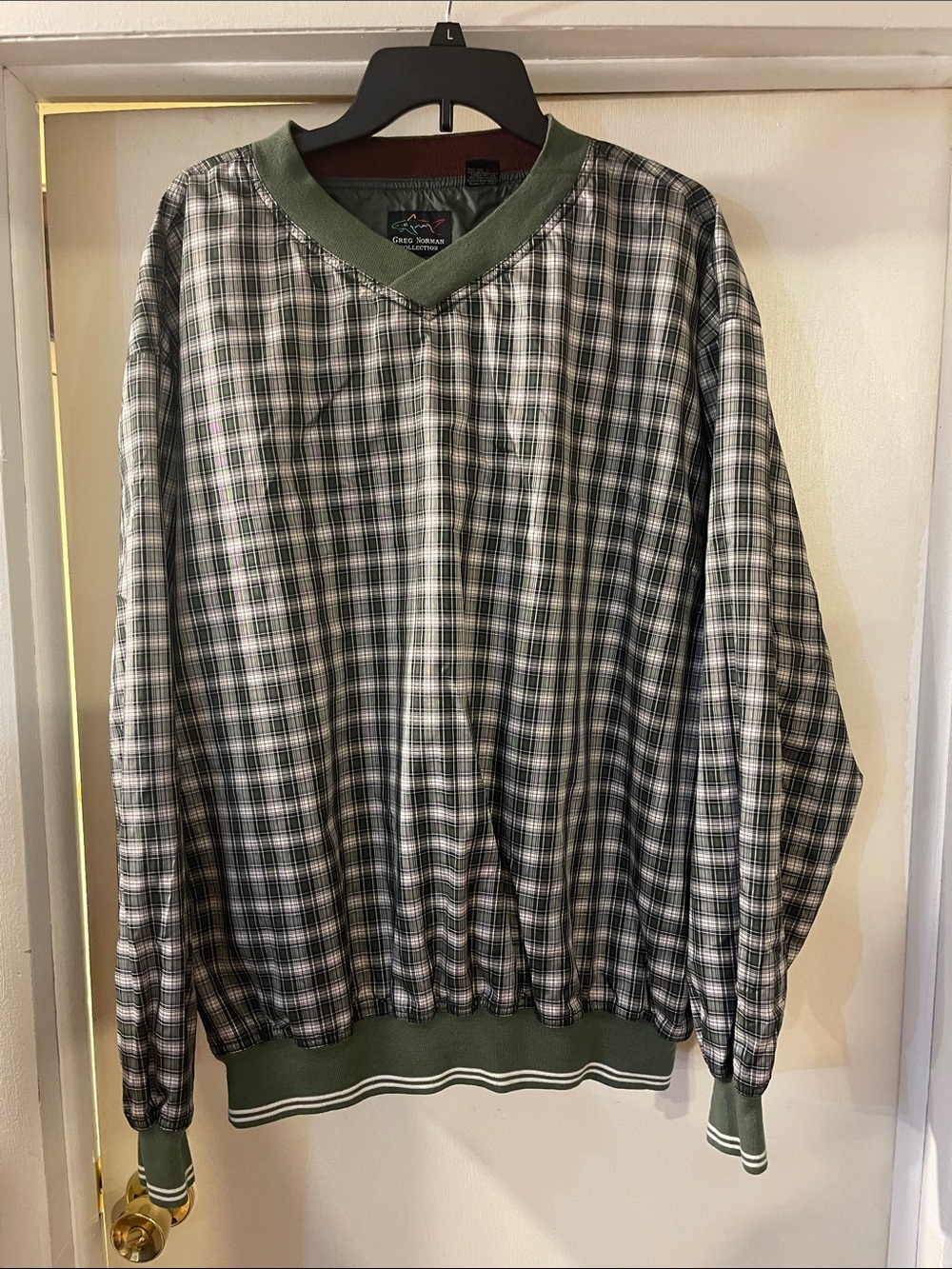 Green and White Plaid V-Neck Golf Wind Shirt